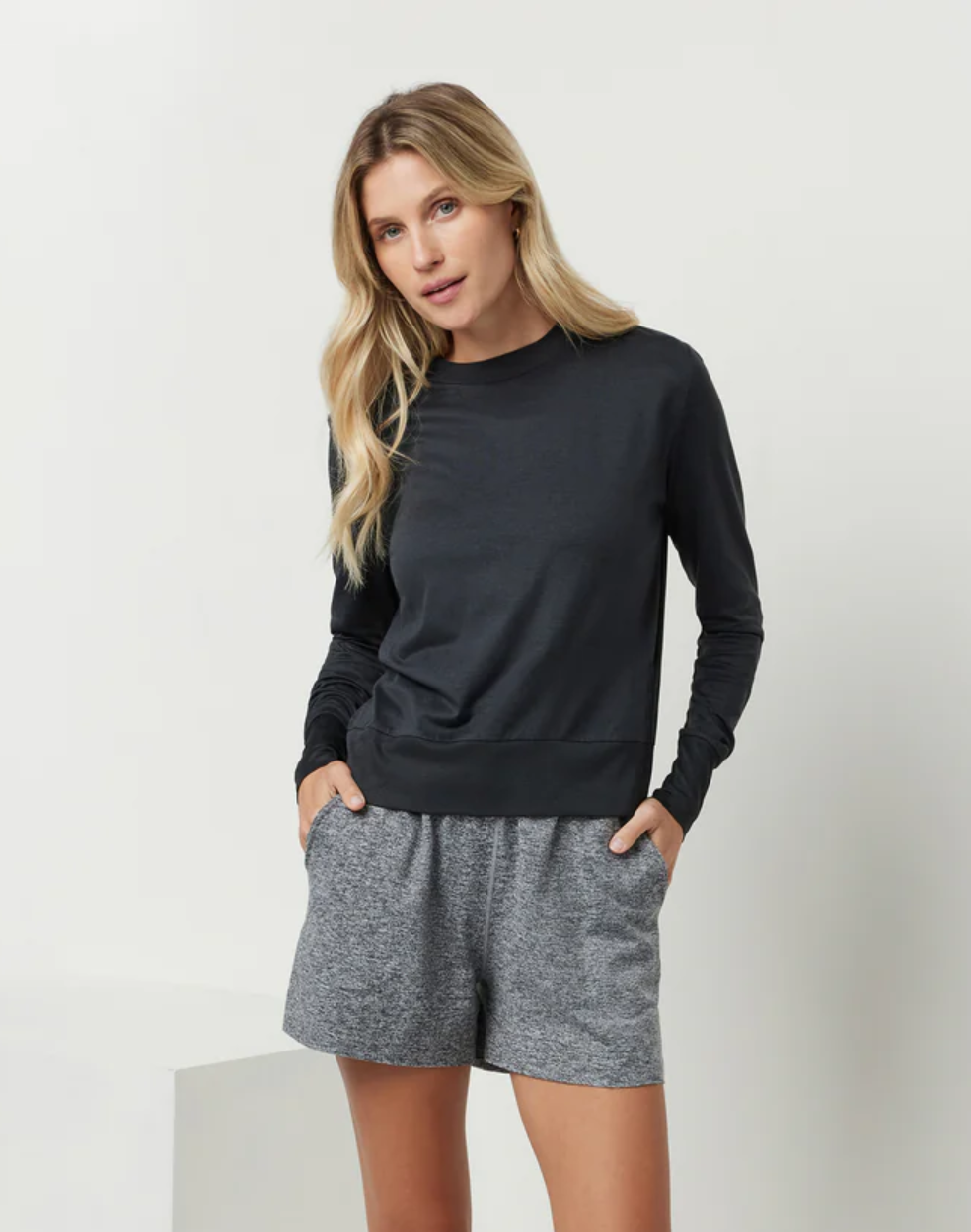 Women's Yoga Crew Top Pomelo image 7