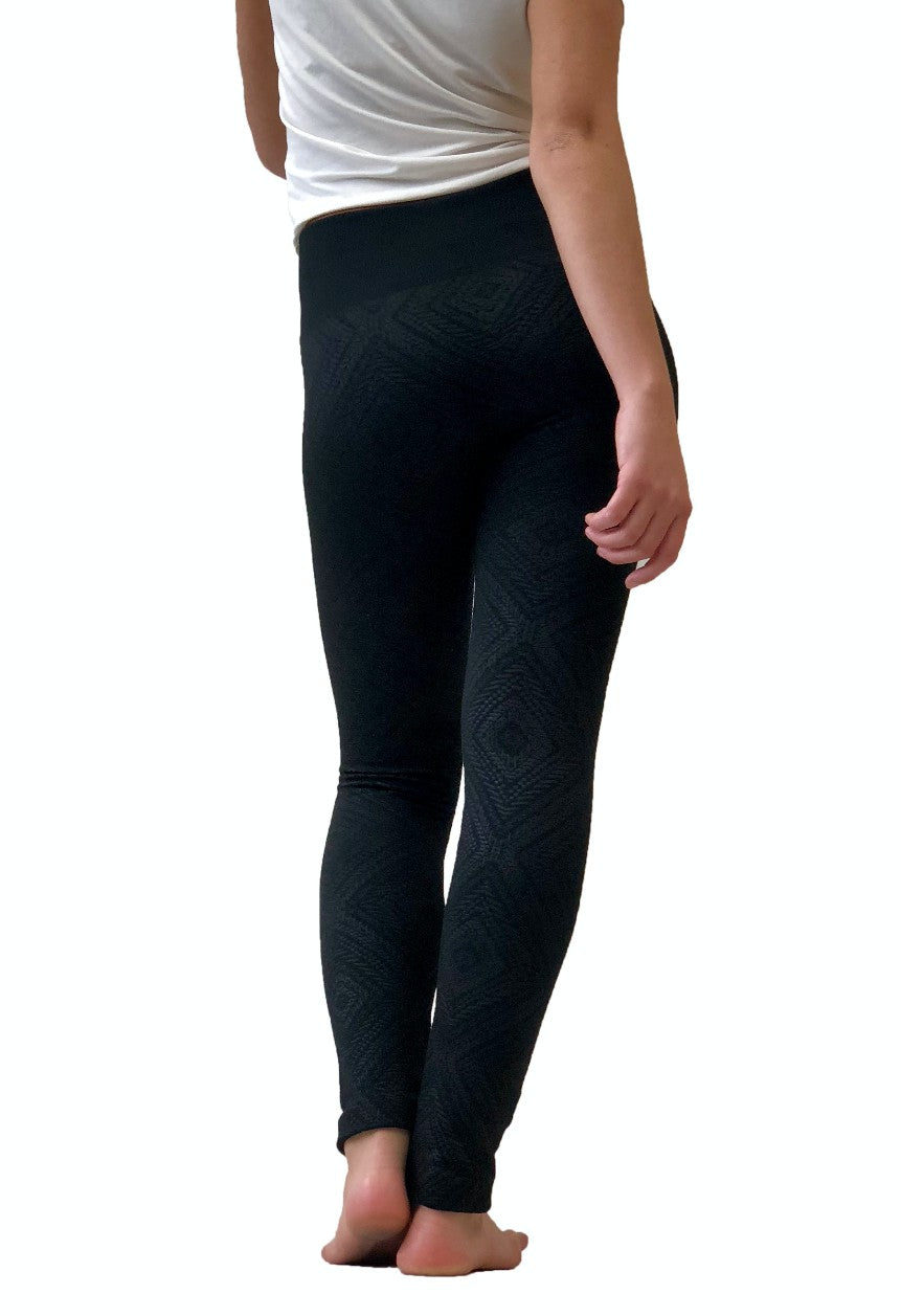Embossed Fleece Lined Legging
