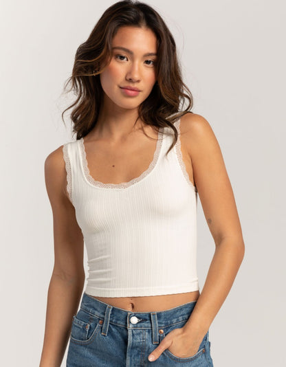 Women's Seamless Ribbed Lace Trimmed Brami
