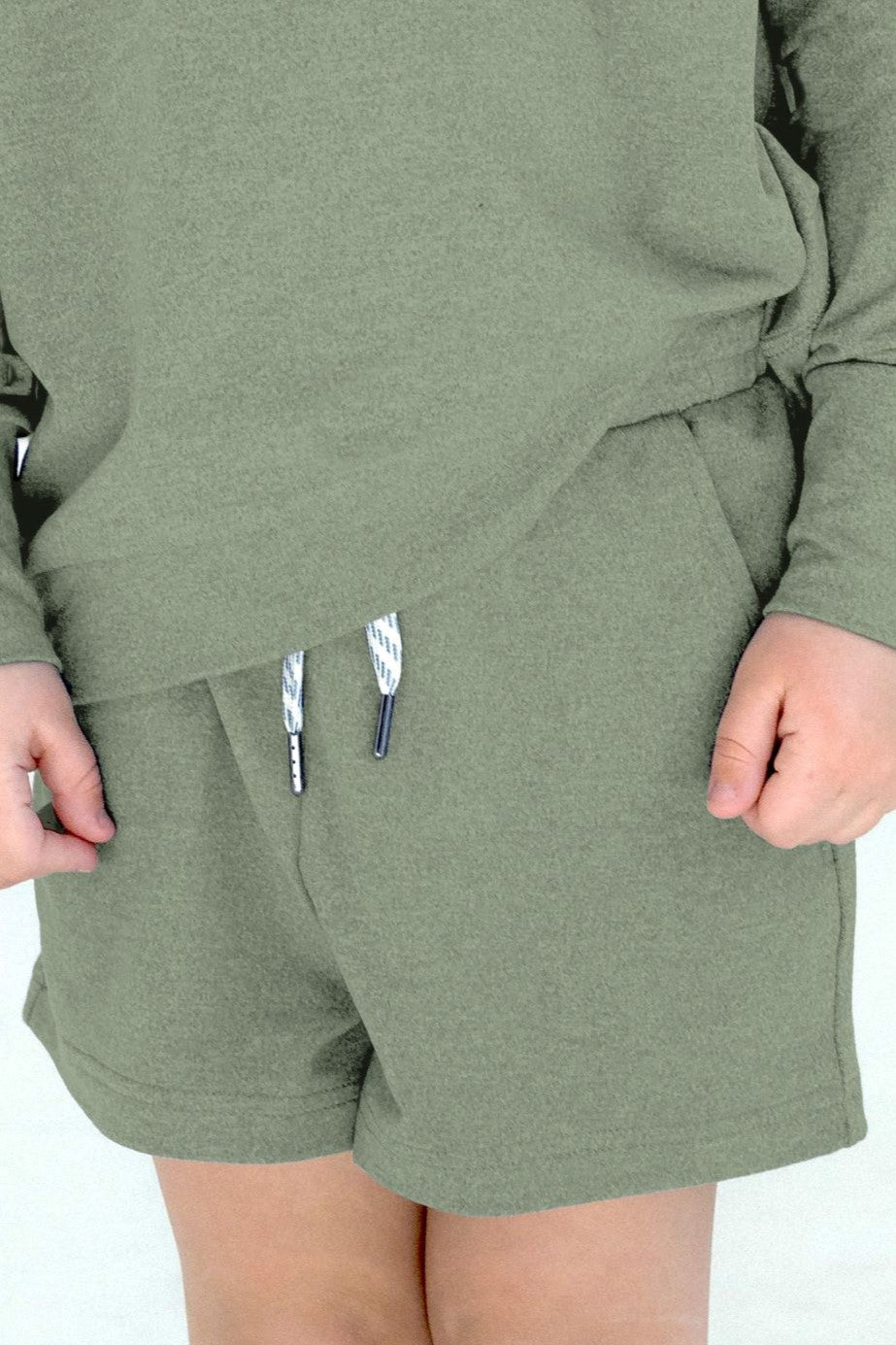 Girls' Yoga Short Birch image 6
